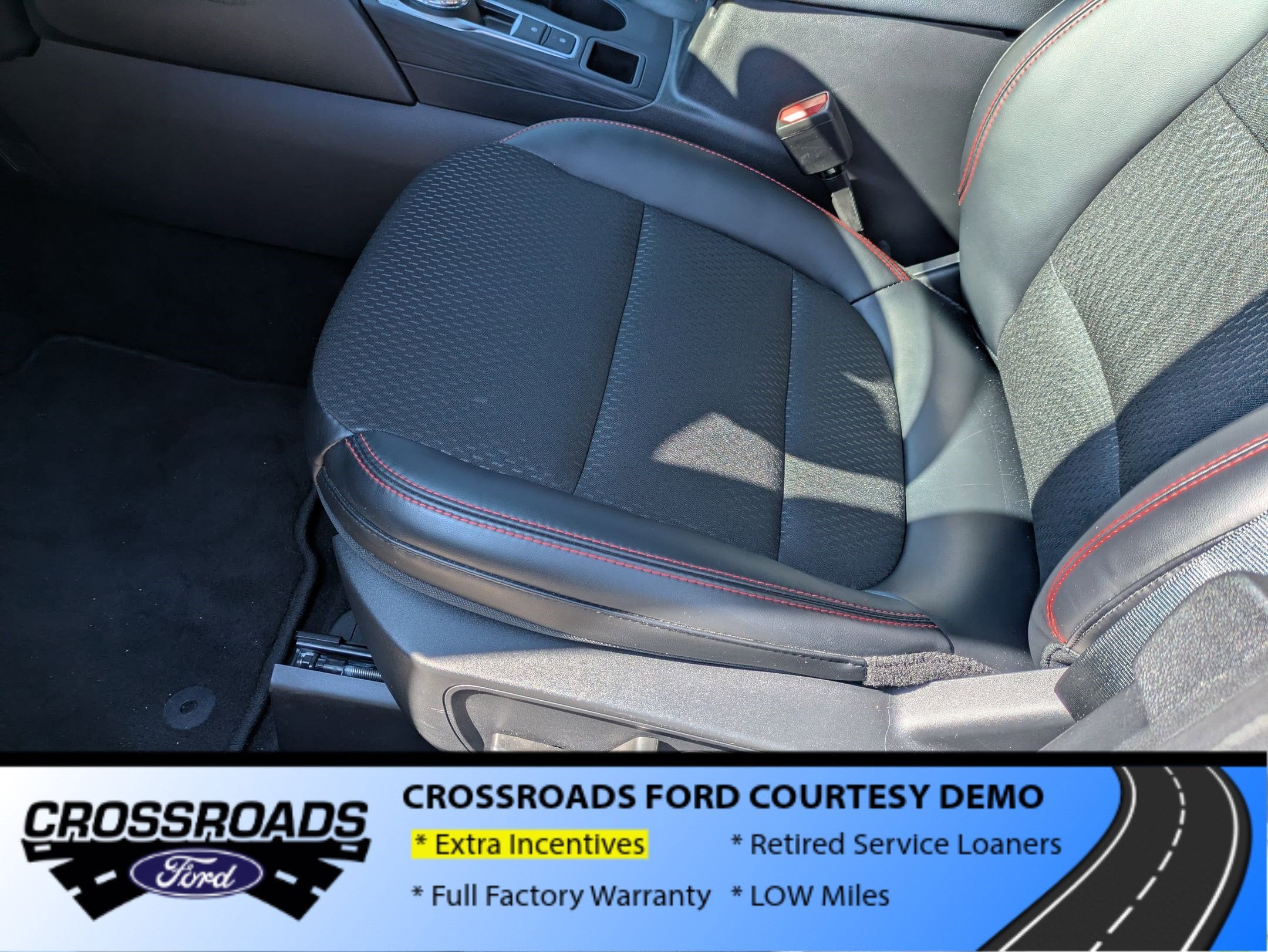 2025 Ford Escape ST-Line Elite - Crossroads Courtesy Demo