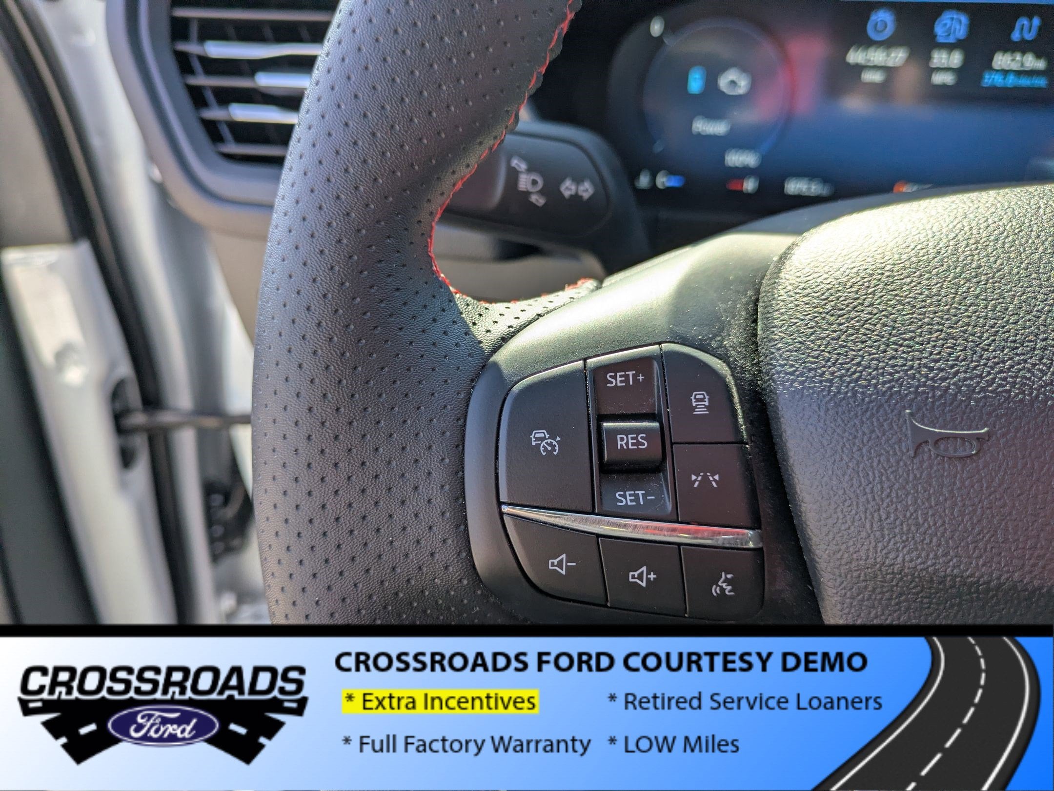 2025 Ford Escape ST-Line Elite - Crossroads Courtesy Demo