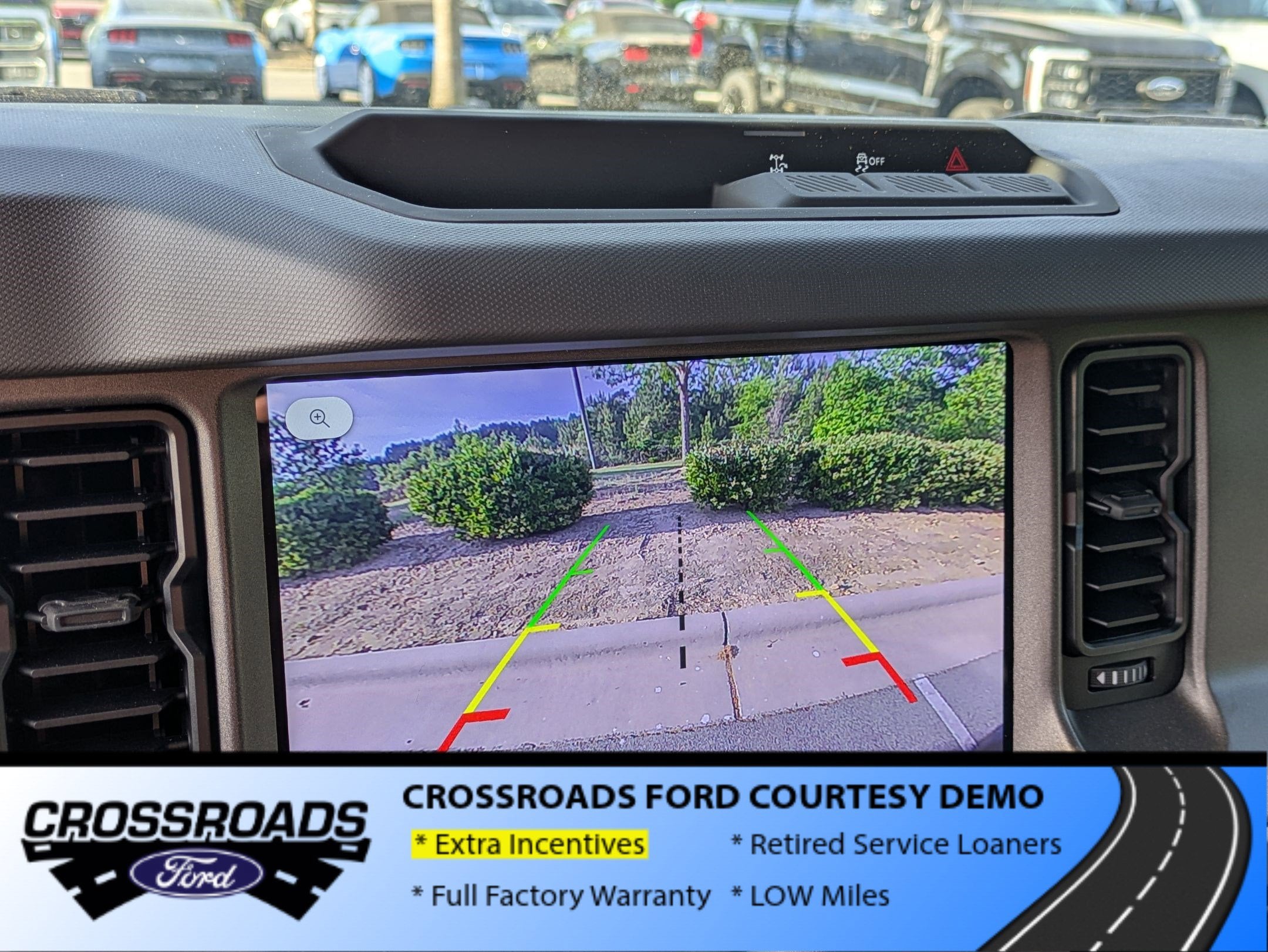 2025 Ford Bronco Base - Crossroads Courtesy Demo