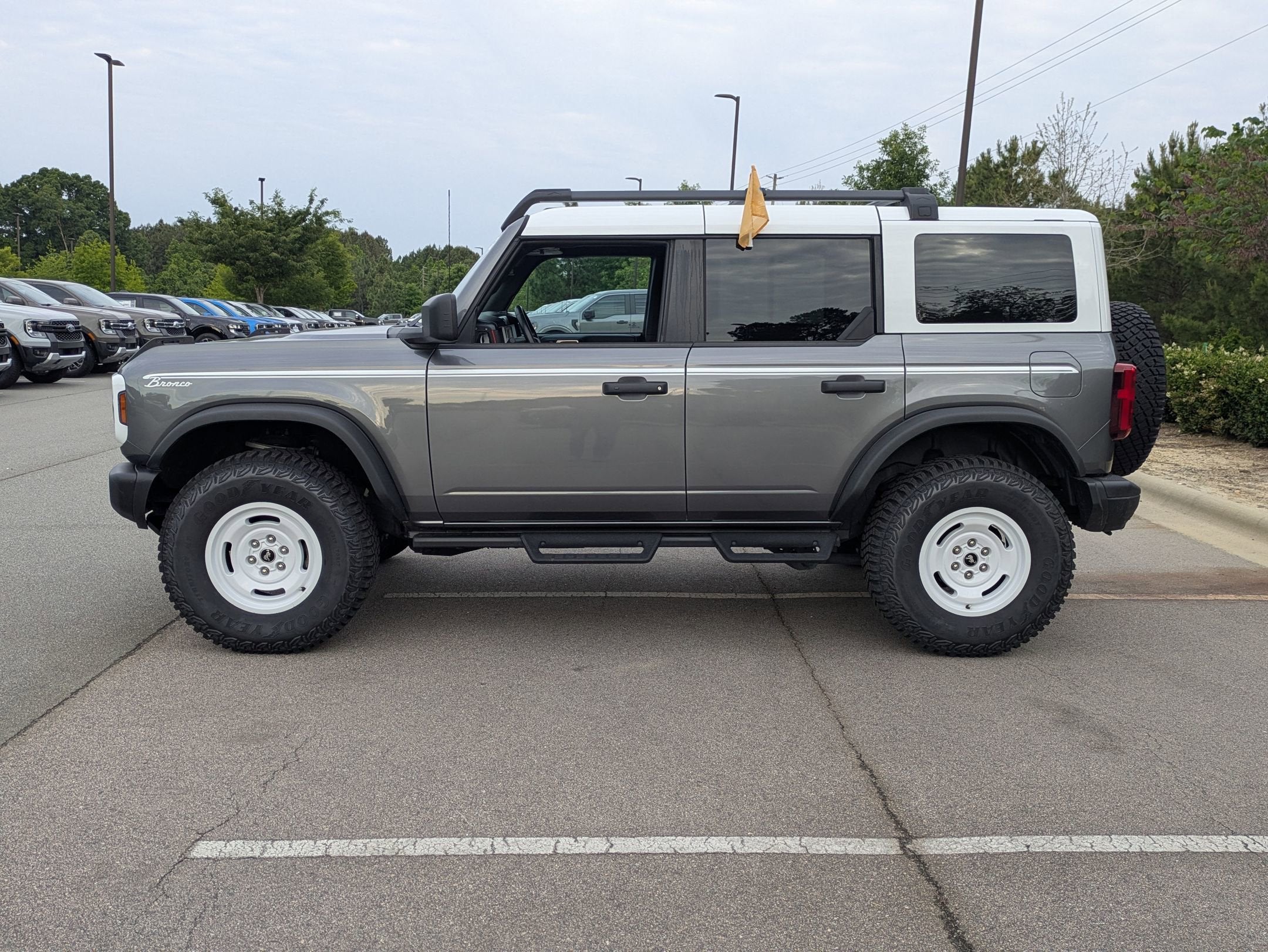 2023 Ford Bronco Heritage Edition