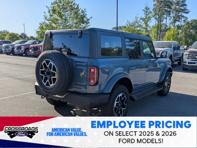 2025 Ford Bronco Outer Banks