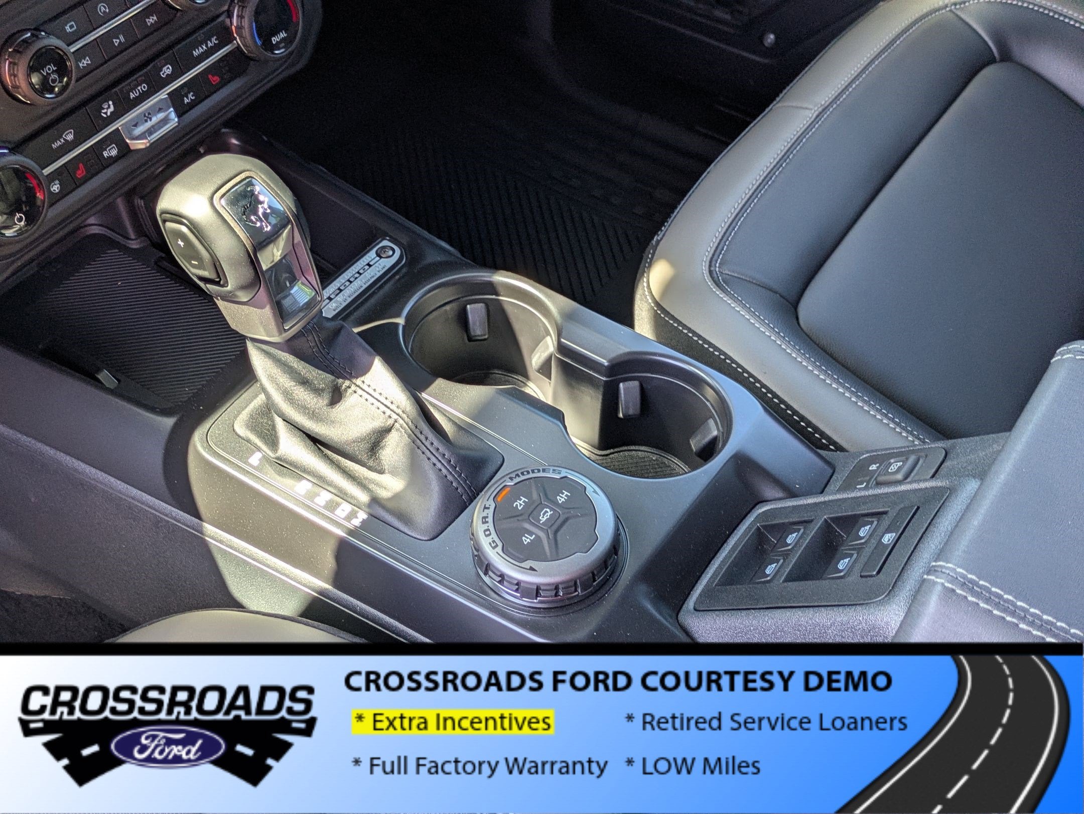 2025 Ford Bronco Outer Banks - Crossroads Courtesy Demo