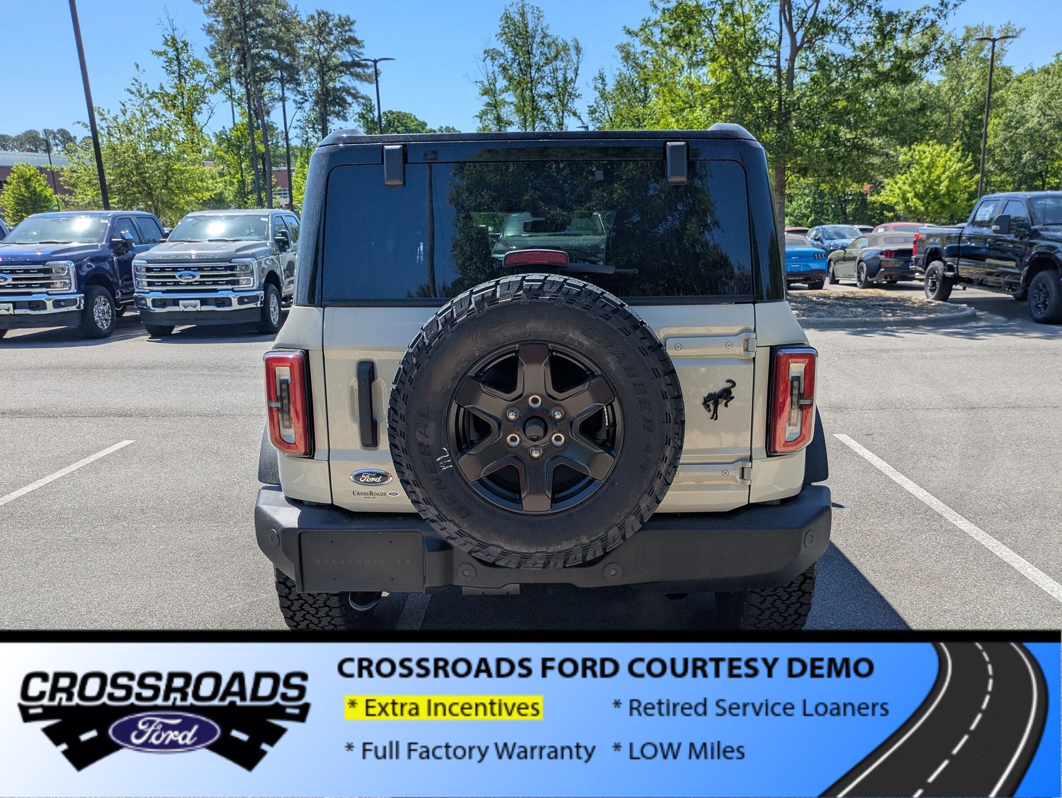 2025 Ford Bronco Outer Banks - Crossroads Courtesy Demo