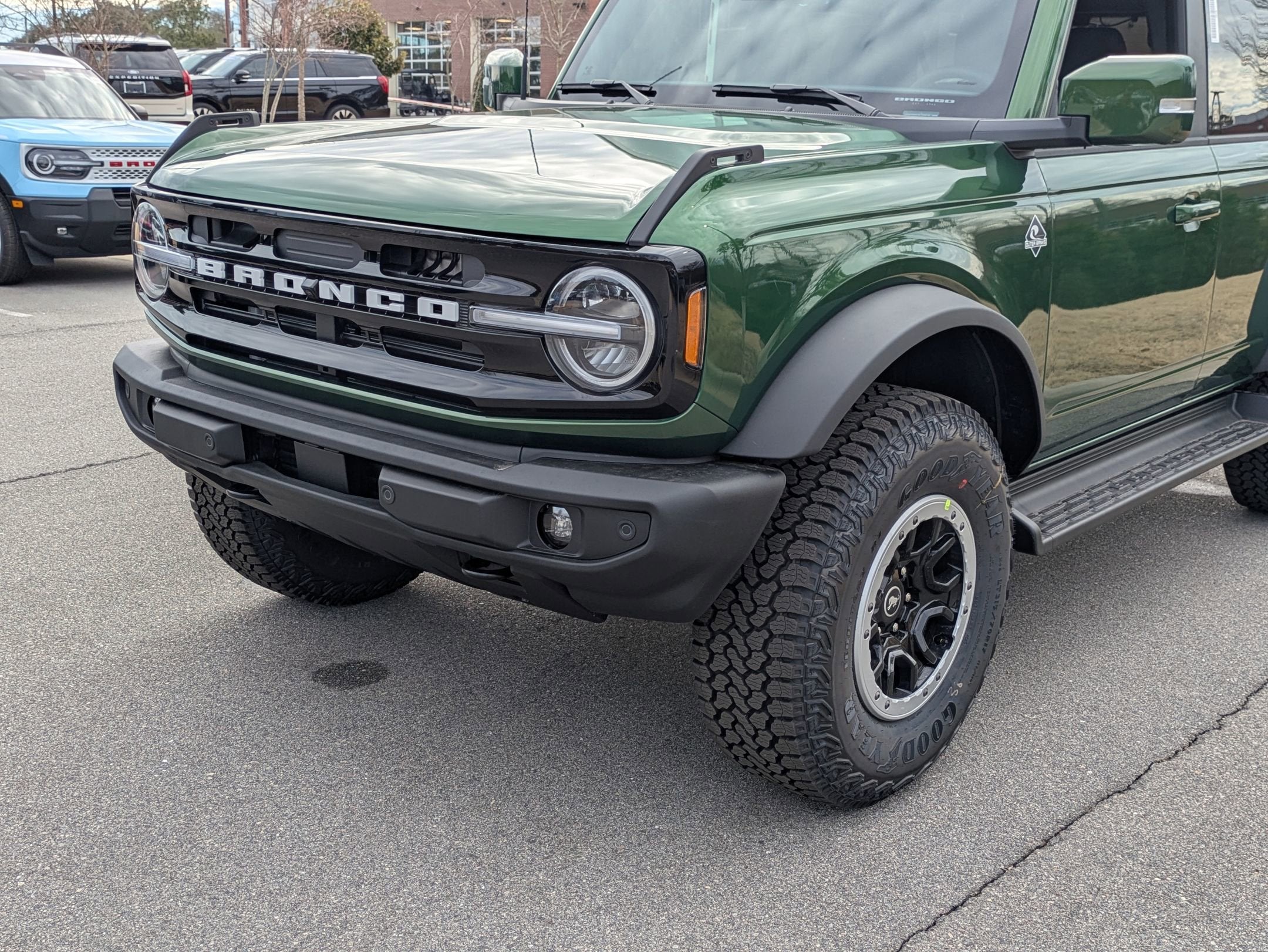2025 Ford Bronco Outer Banks