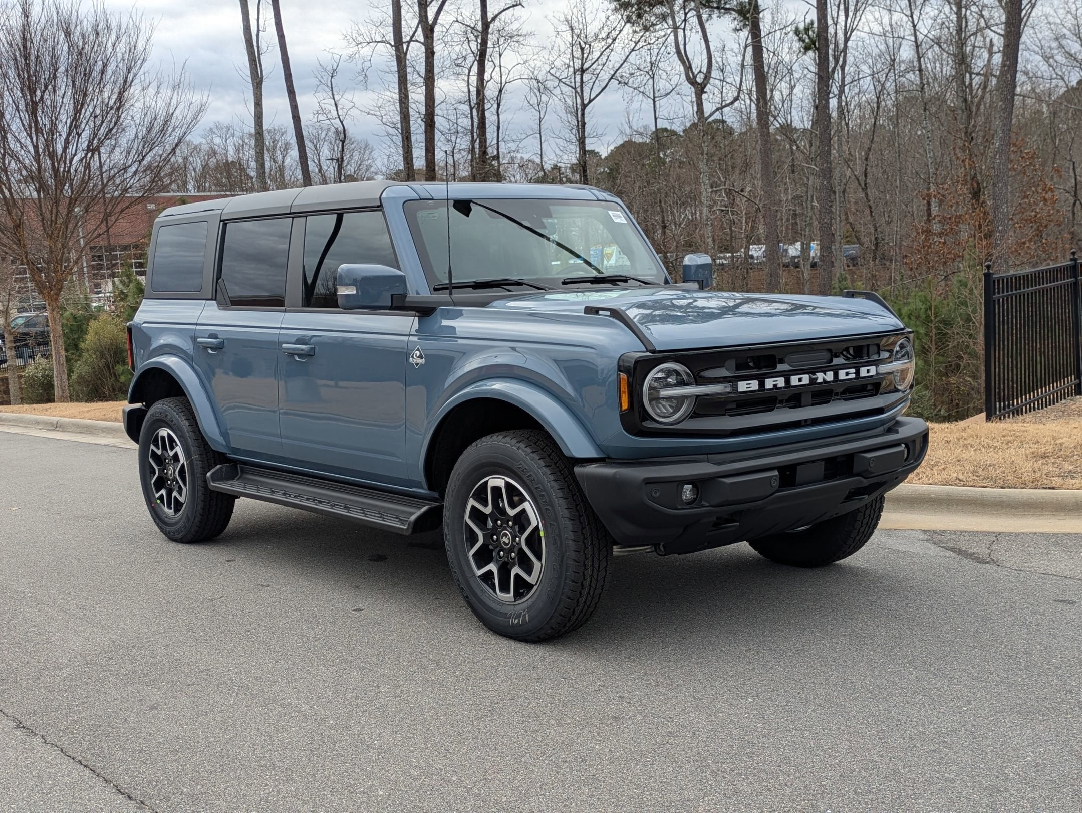 2025 Ford Bronco Outer Banks