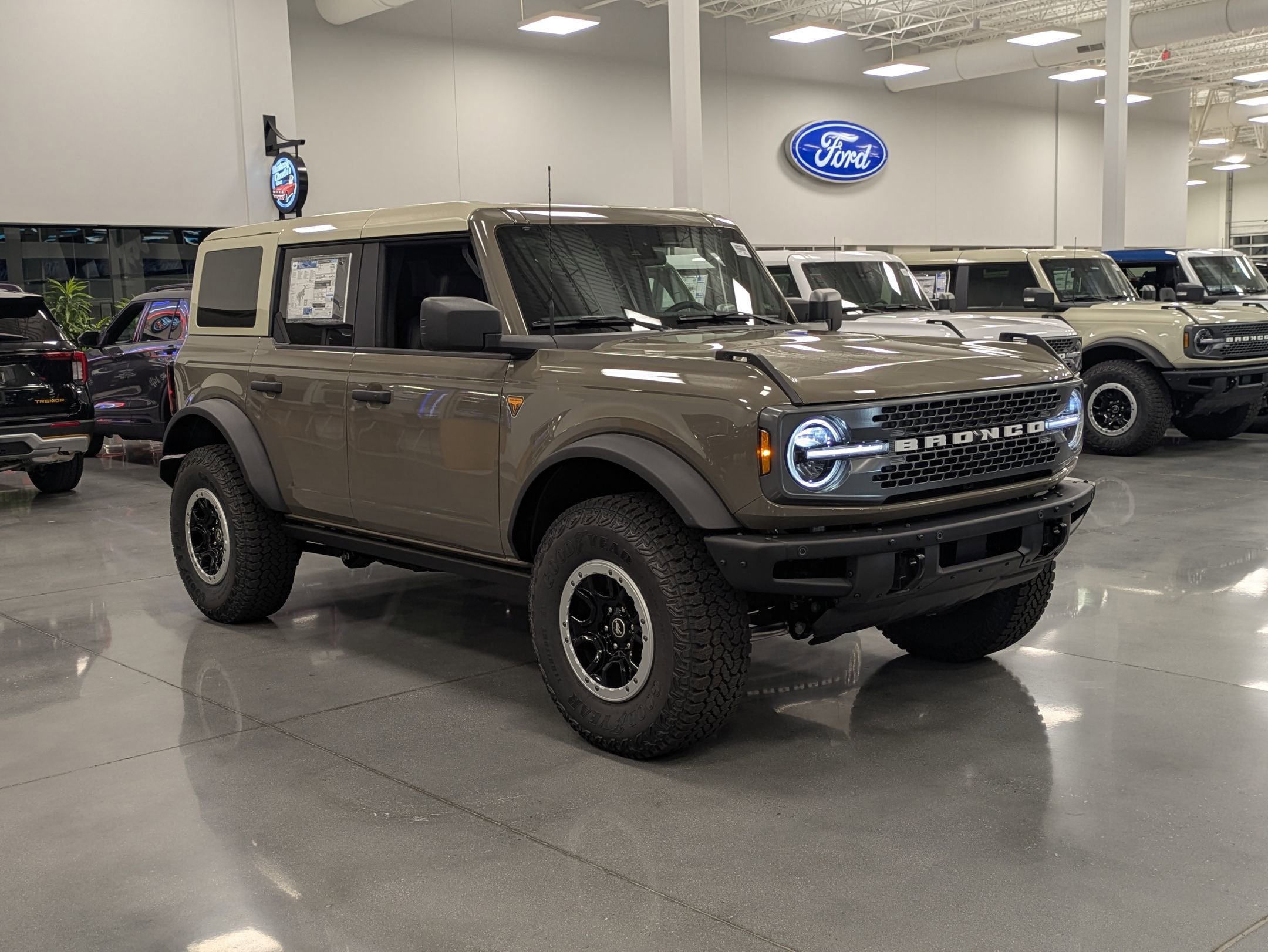 2026 Ford Bronco Badlands