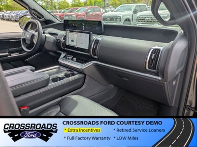 2026 Ford Expedition Max Platinum - Crossroads Courtesy Demo