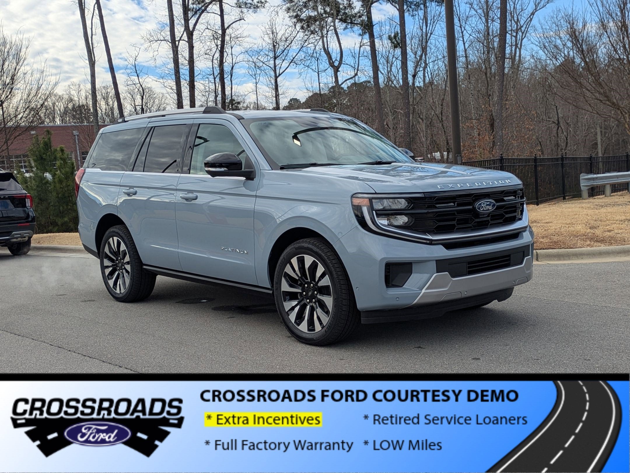 2025 Ford Expedition Platinum - Crossroads Courtesy Demo