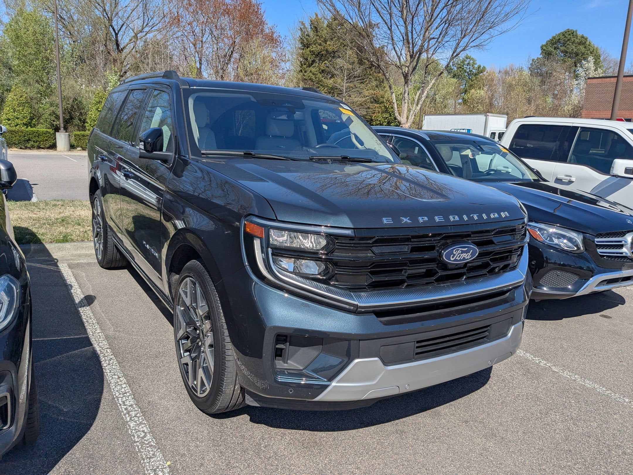 2025 Ford Expedition Platinum