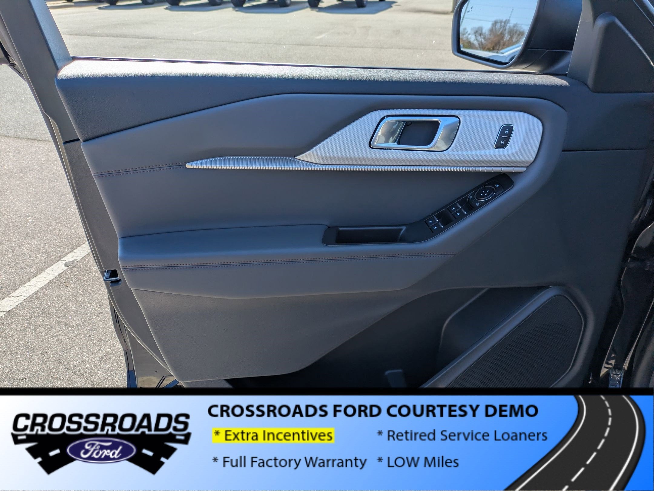 2026 Ford Explorer Active w/200A Pkg - Crossroads Courtesy Demo