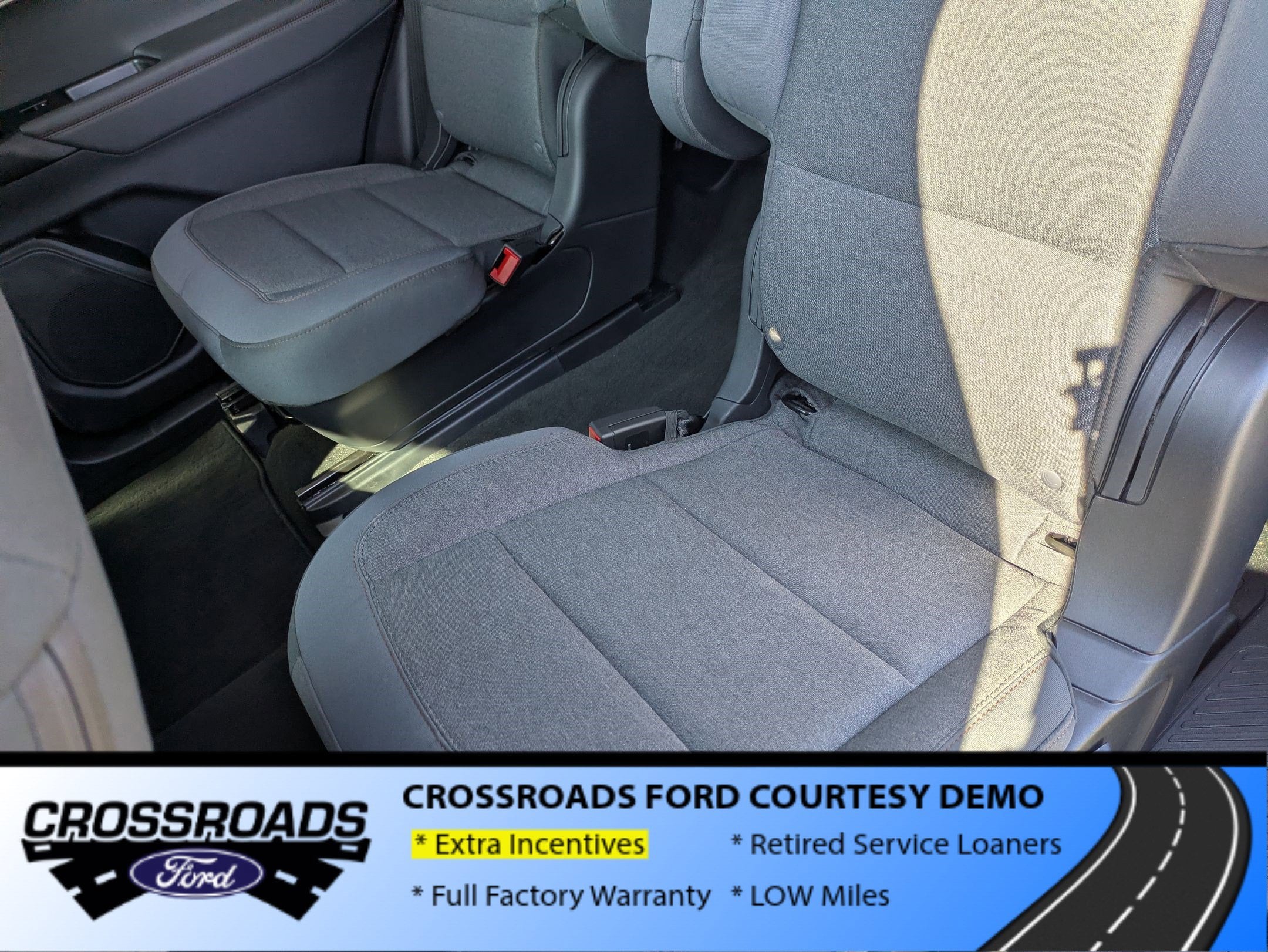 2026 Ford Explorer Active w/200A Pkg - Crossroads Courtesy Demo