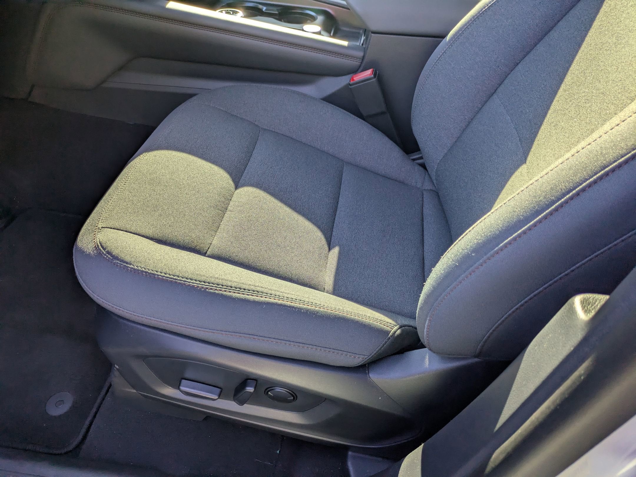 2026 Ford Explorer Active - Crossroads Courtesy Demo