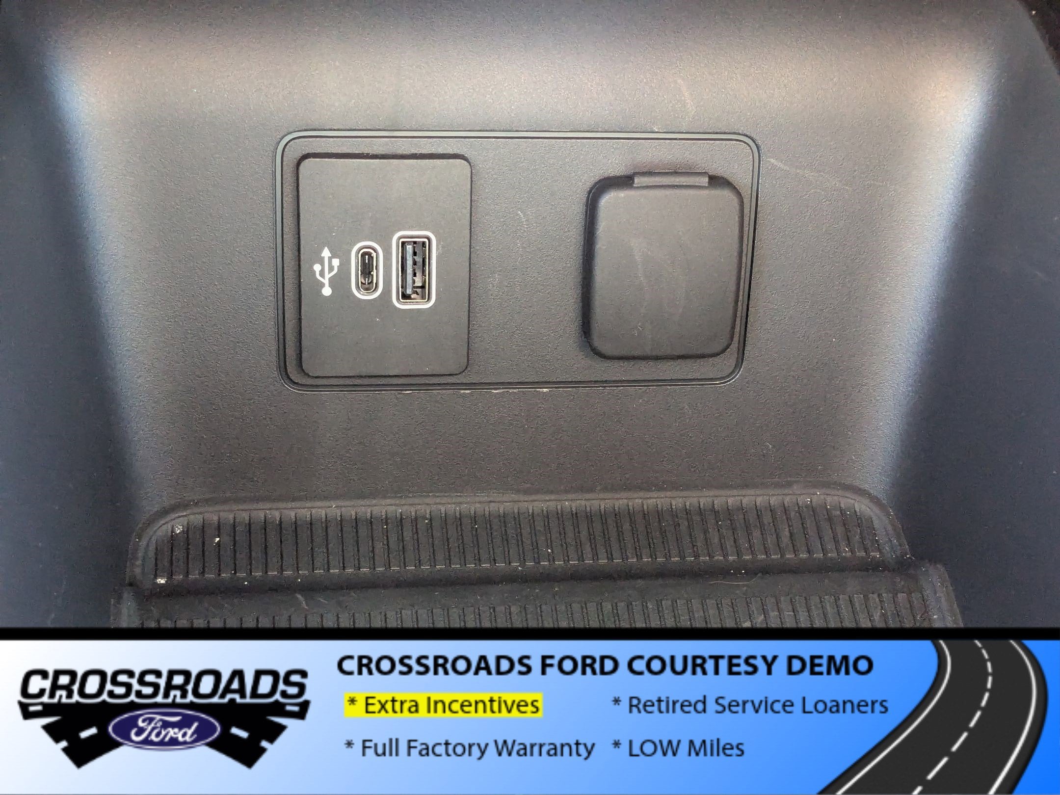 2026 Ford Explorer Active - Crossroads Courtesy Demo