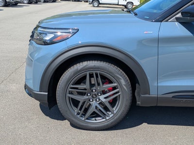 2026 Ford Explorer ST-Line - Crossroads Courtesy Demo