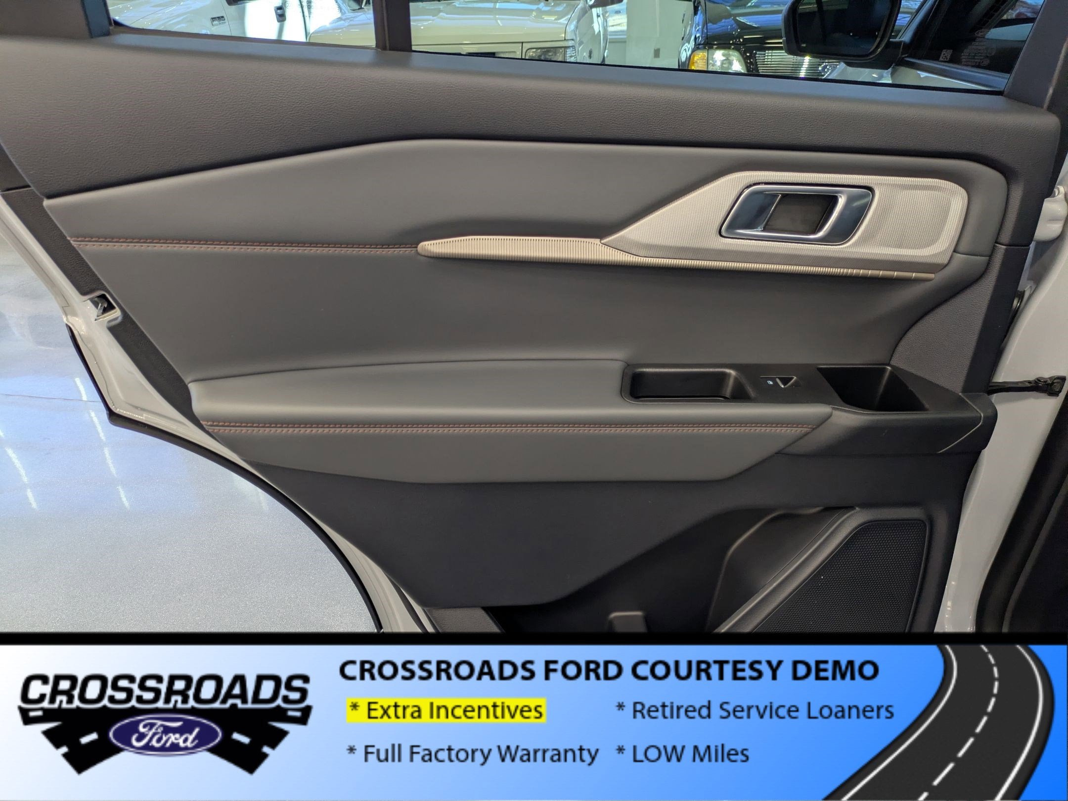 2026 Ford Explorer Active w/200A Pkg - Crossroads Courtesy Demo