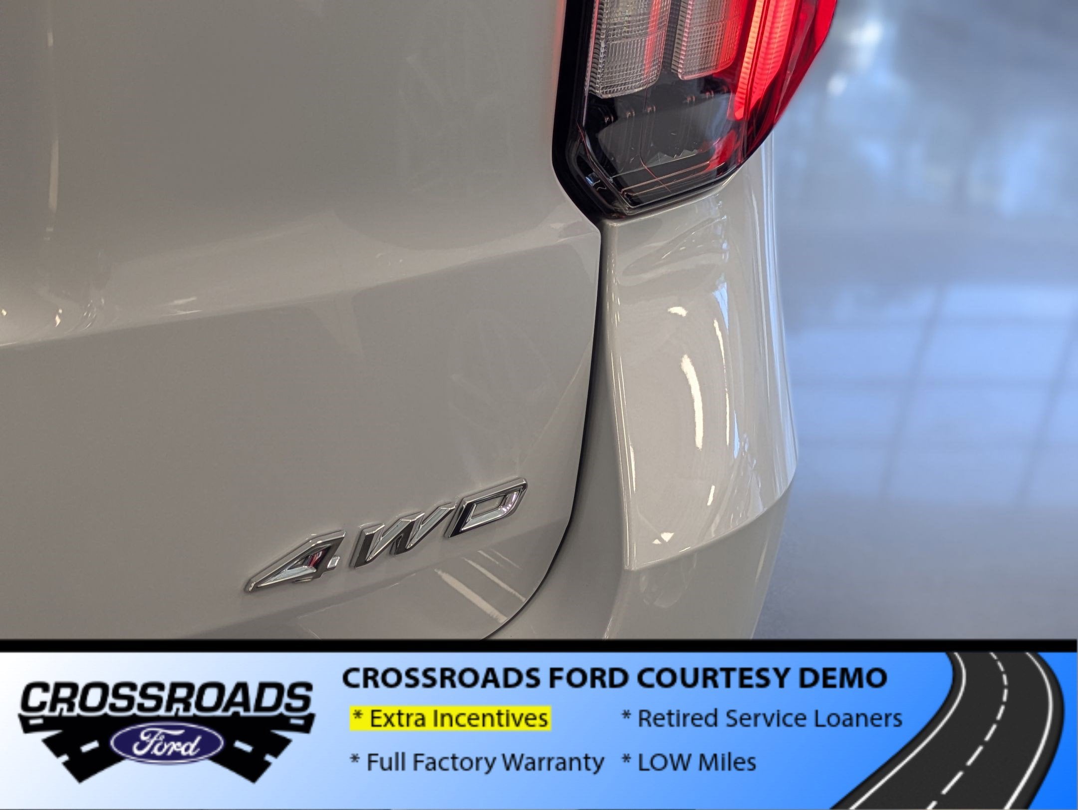 2026 Ford Explorer Active w/200A Pkg - Crossroads Courtesy Demo