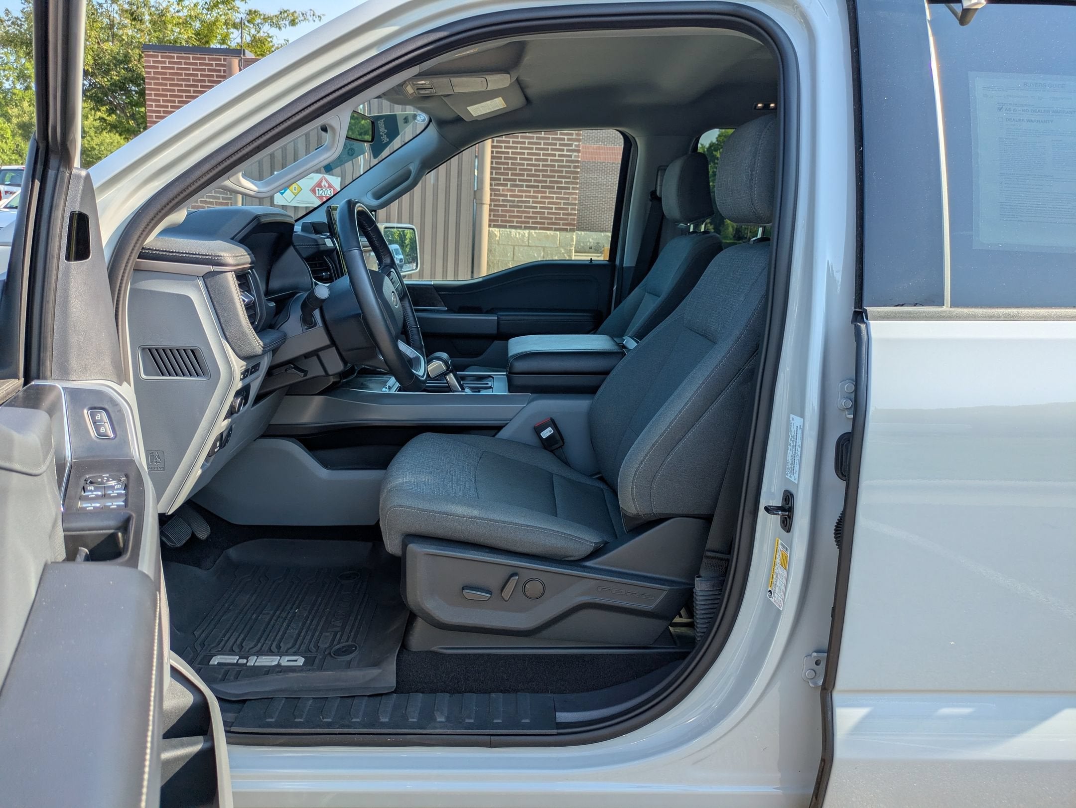 2024 Ford F-150 Lightning Flash