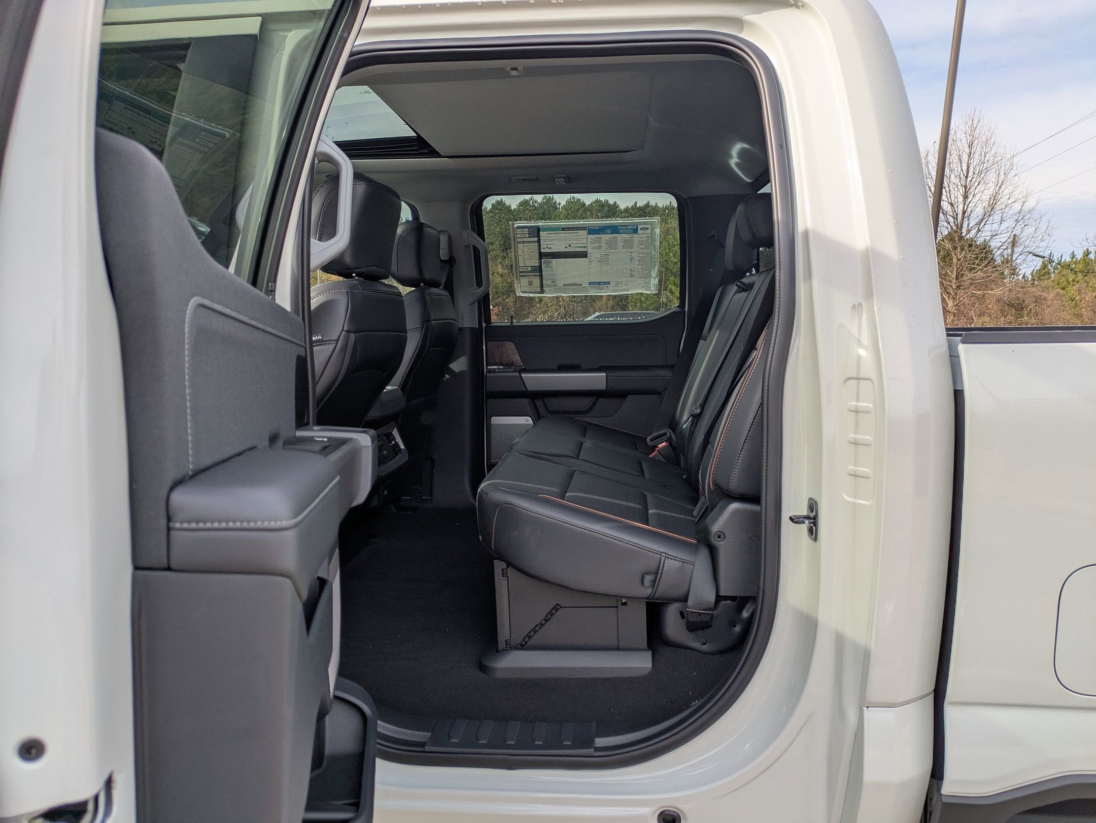 2025 Ford Super Duty F-250 SRW LARIAT