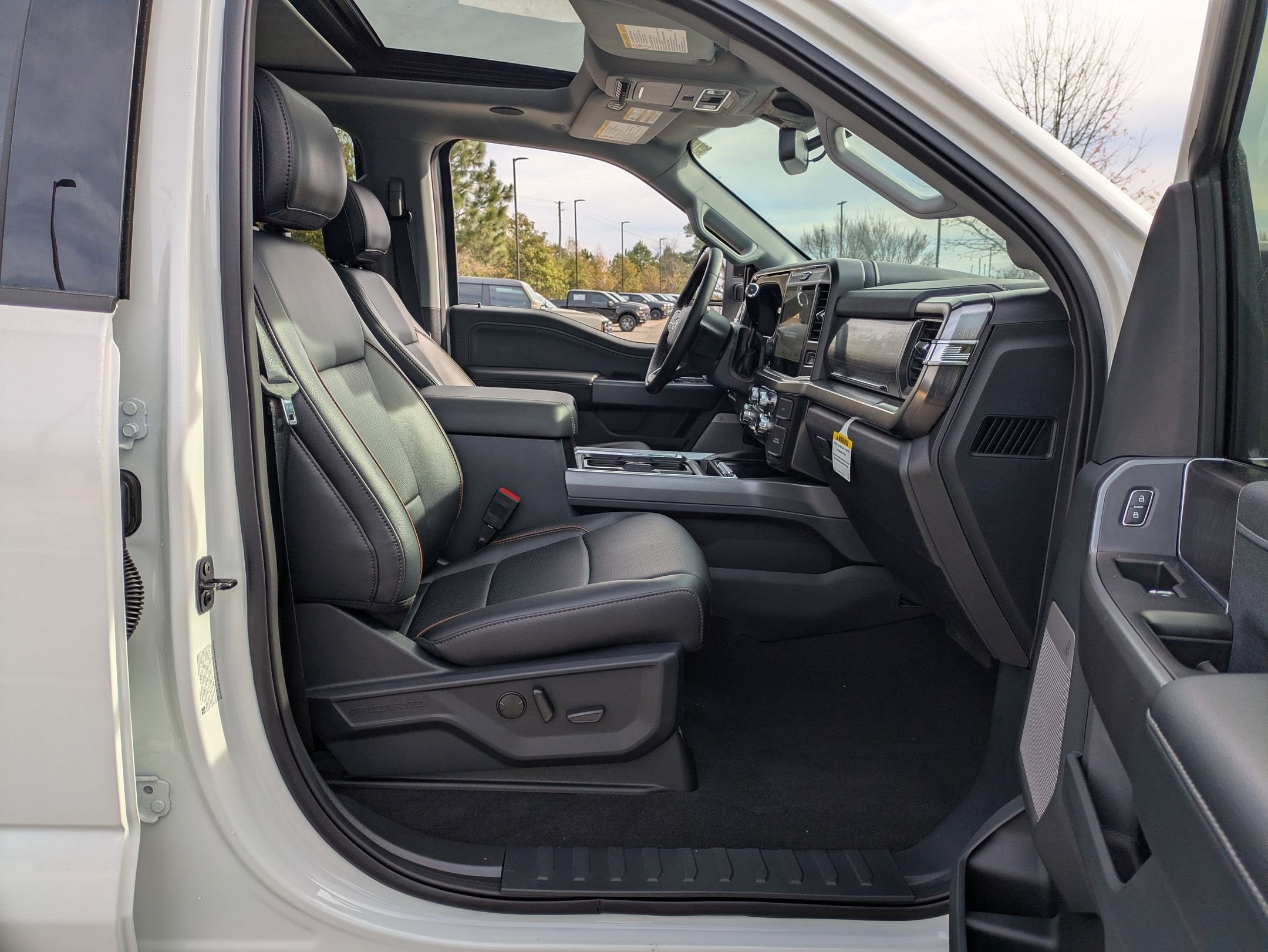 2025 Ford Super Duty F-250 SRW LARIAT