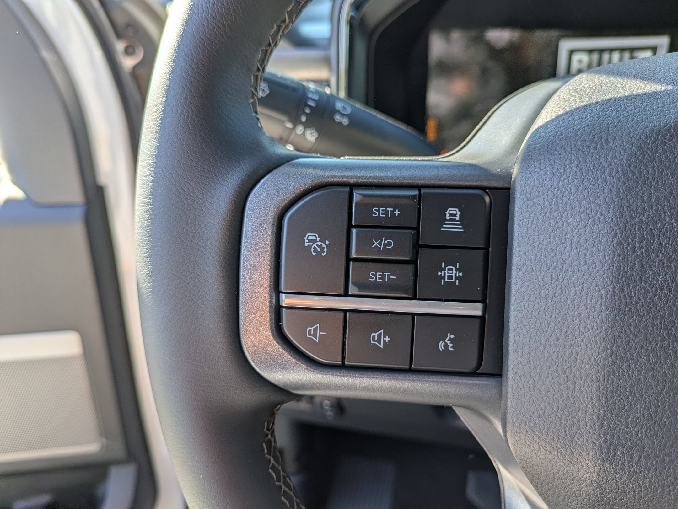 2027 Ford Super Duty F-250 SRW LARIAT