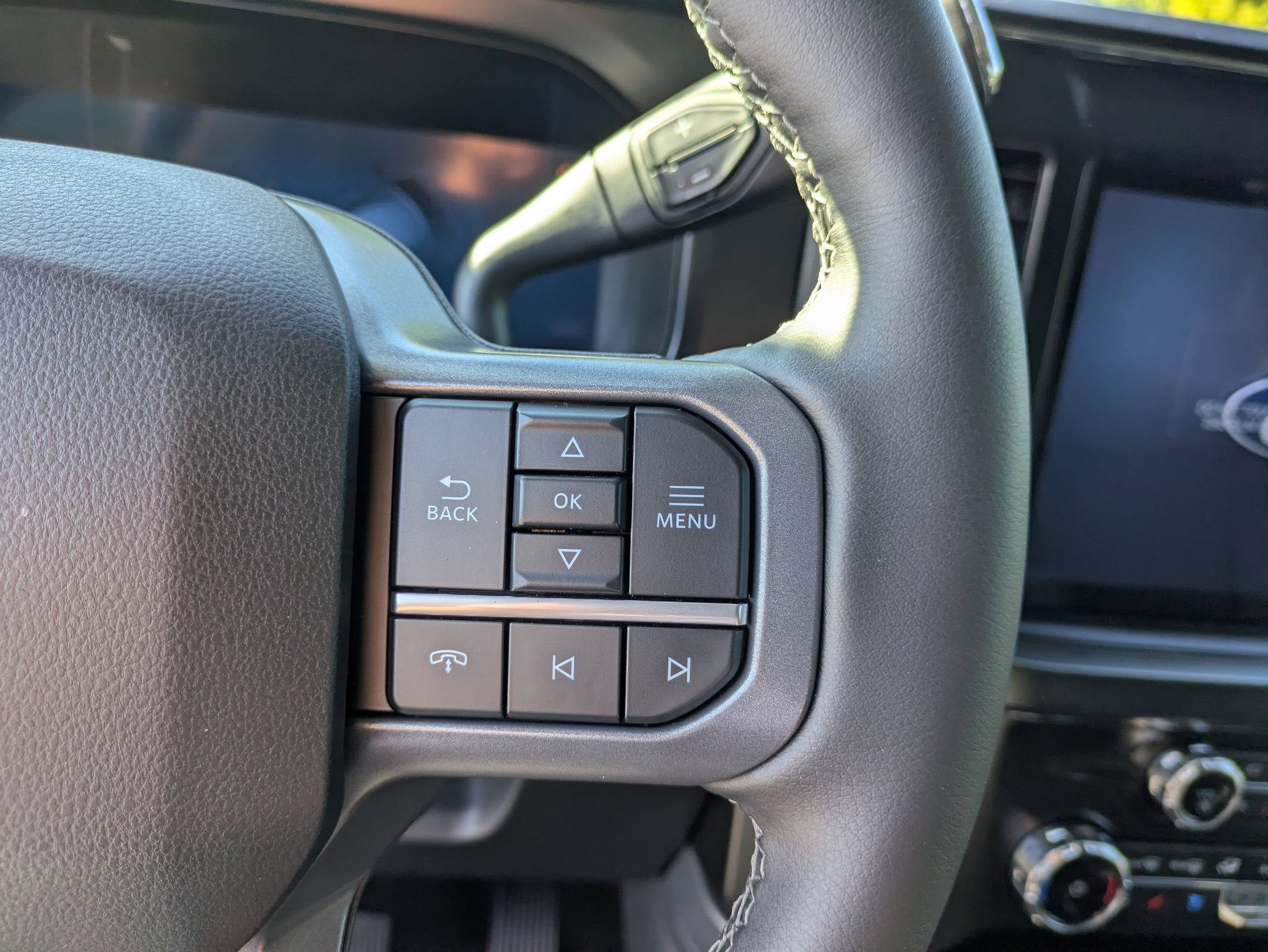 2027 Ford Super Duty F-250 SRW LARIAT