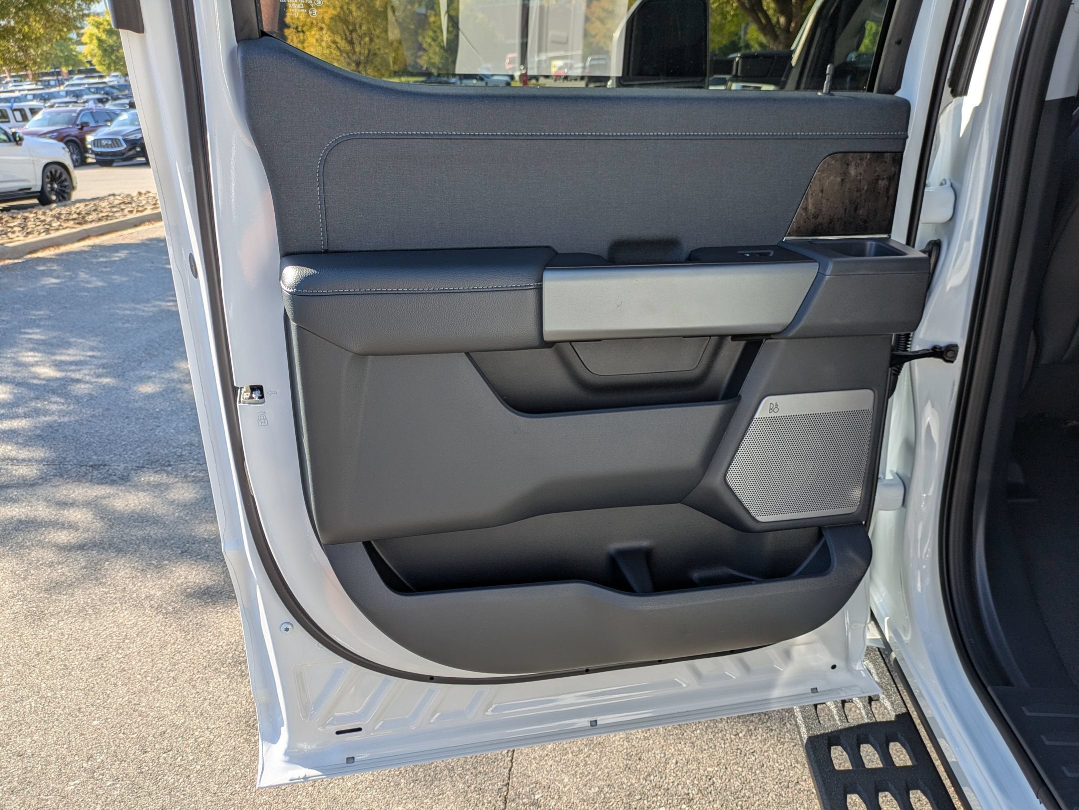 2027 Ford Super Duty F-250 SRW LARIAT