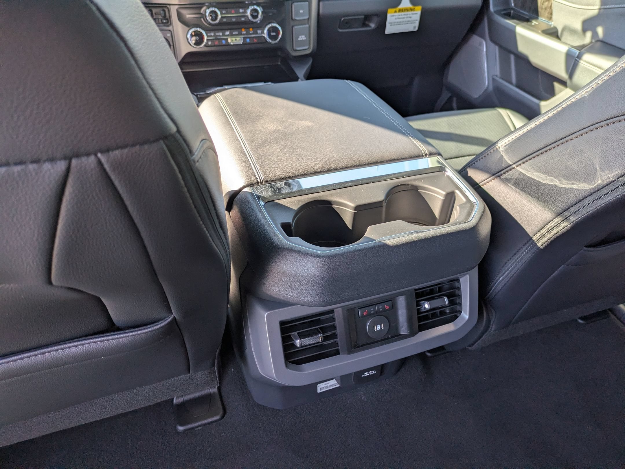 2027 Ford Super Duty F-250 SRW LARIAT