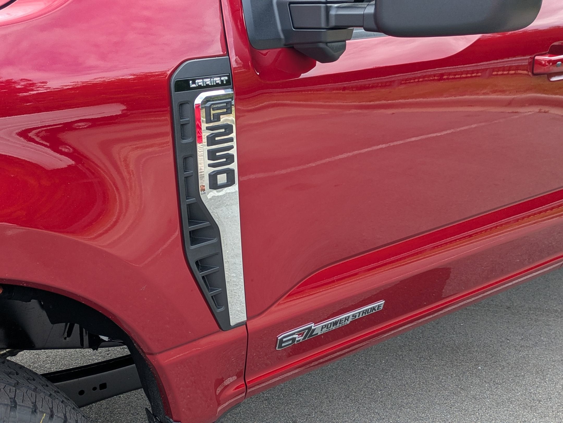 2026 Ford Super Duty F-250 SRW LARIAT