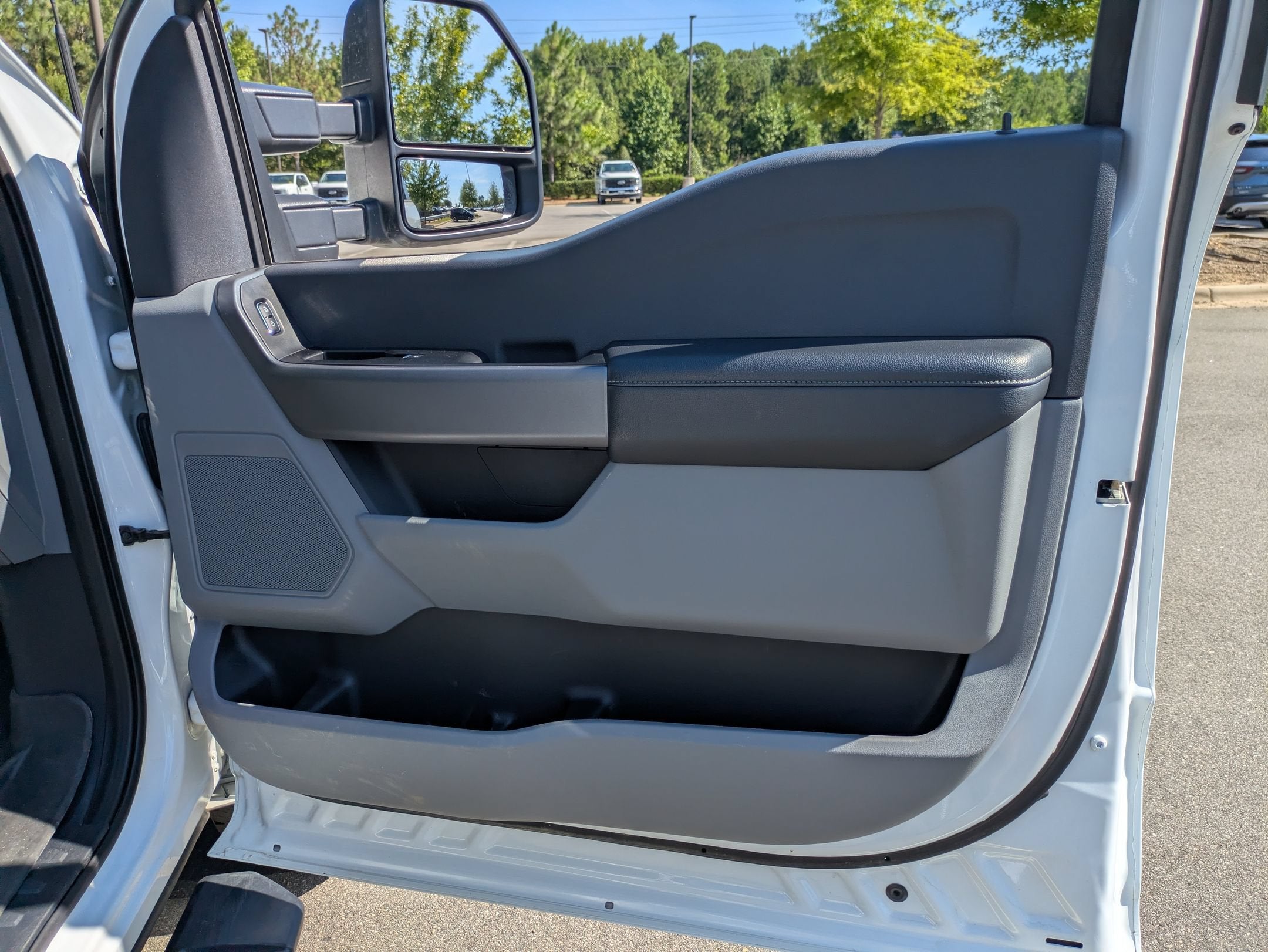 2025 Ford Super Duty F-250 SRW XL