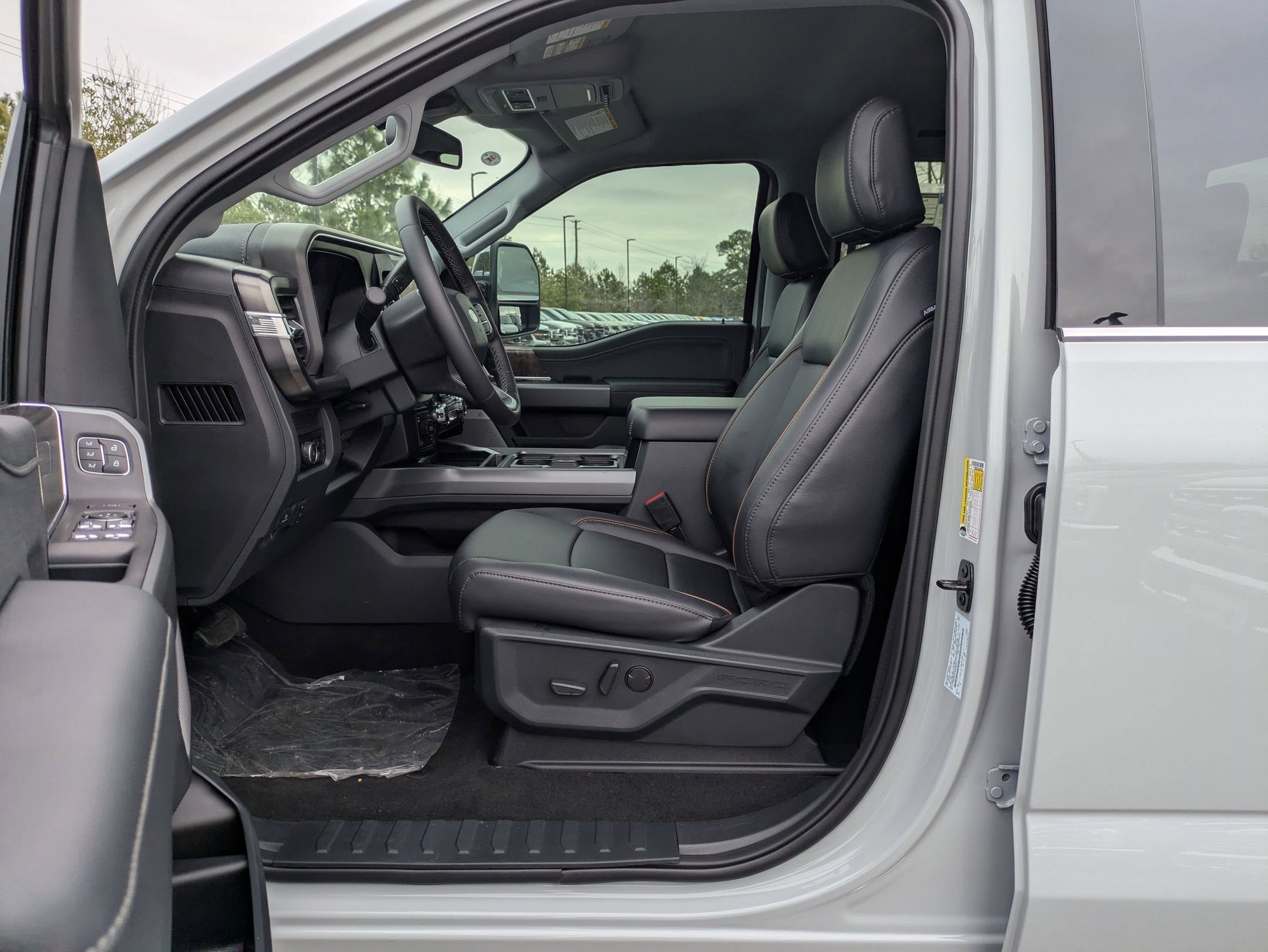 2026 Ford Super Duty F-250 SRW LARIAT