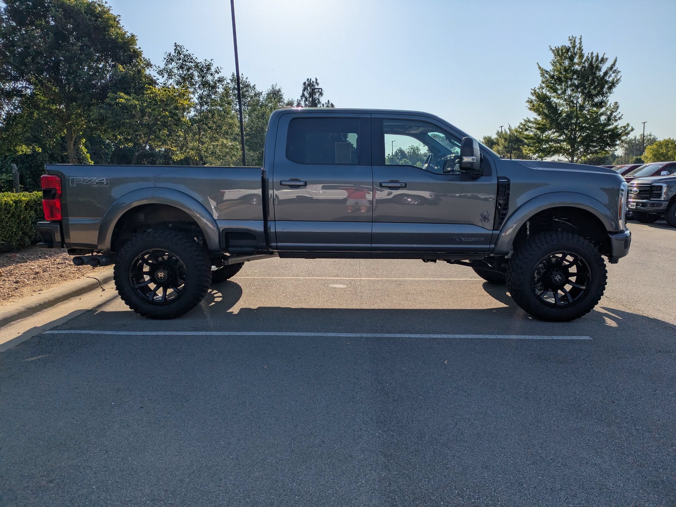 2025 Ford Super Duty F-250 SRW LARIAT