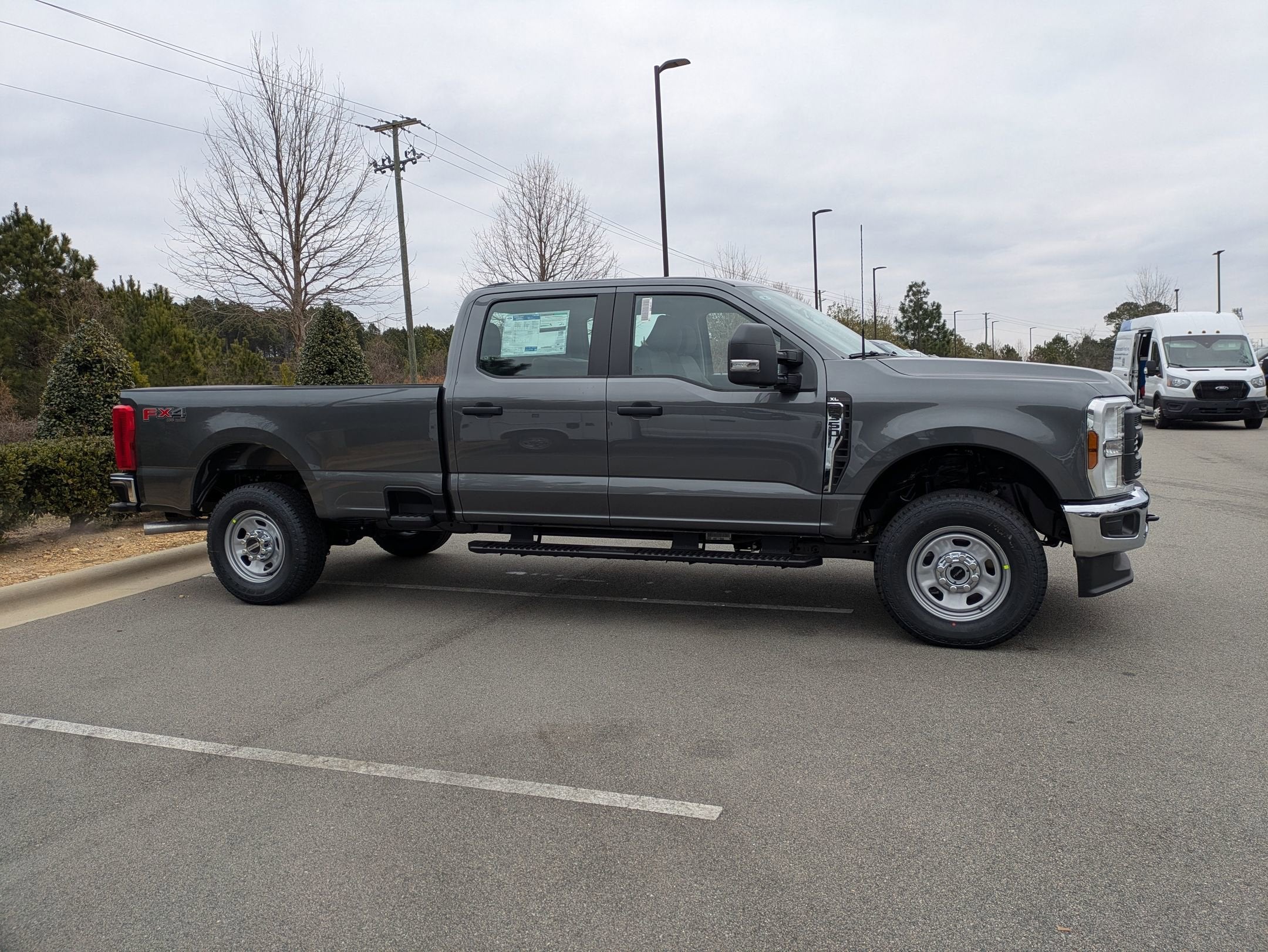 2026 Ford Super Duty F-350 SRW XL