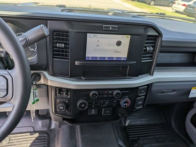 2026 Ford Super Duty F-350 SRW XL