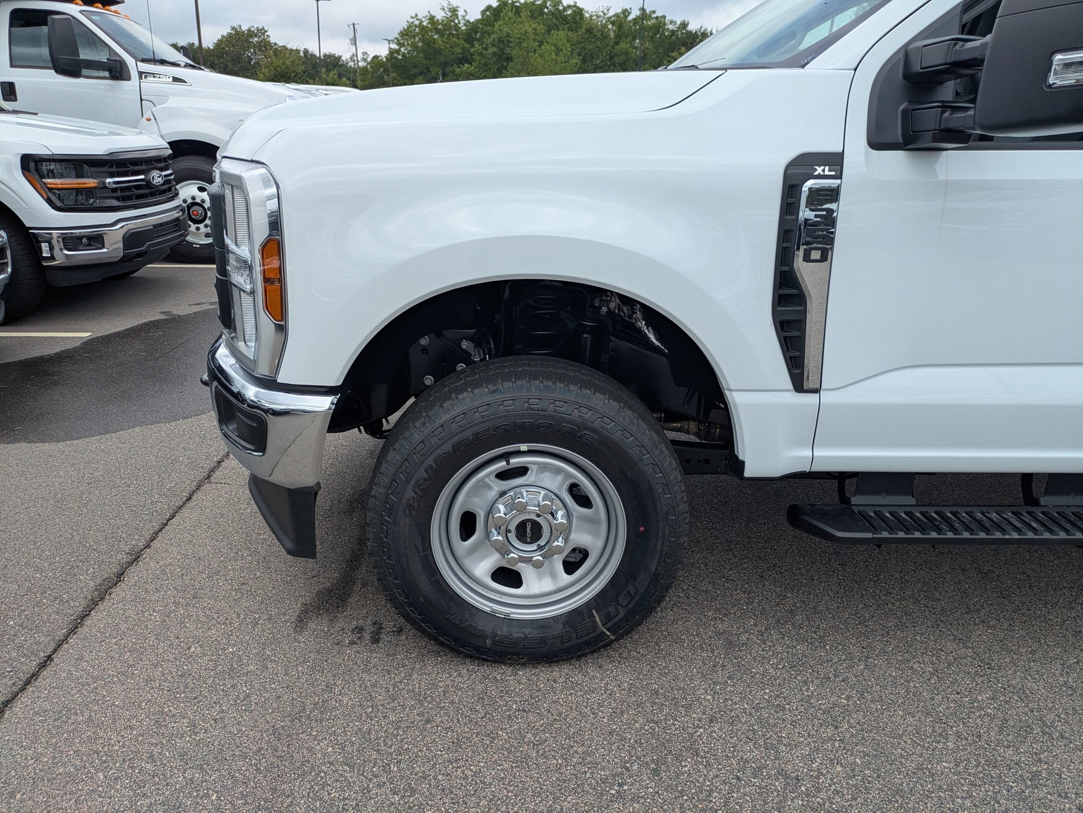 2026 Ford Super Duty F-350 SRW XL