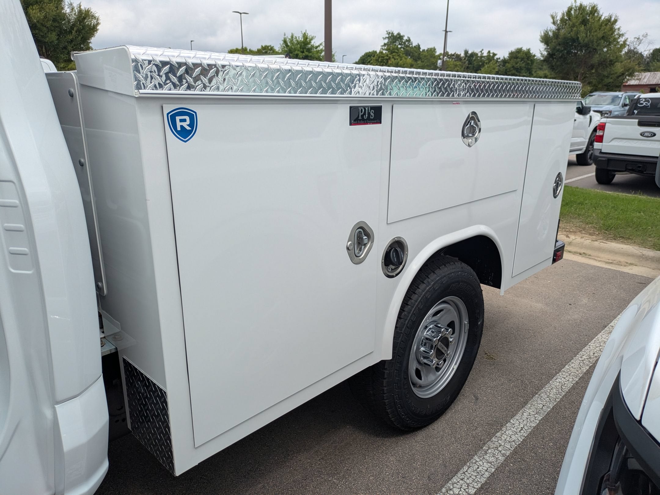 2026 Ford Super Duty F-350 SRW XL