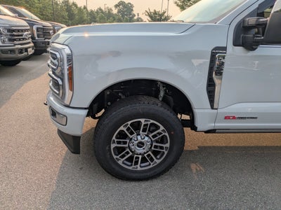 2026 Ford Super Duty F-350 SRW Platinum