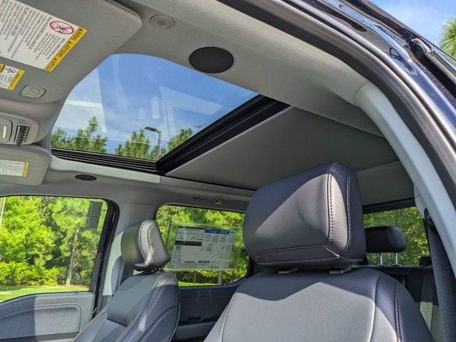 2025 Ford Super Duty F-350 SRW LARIAT