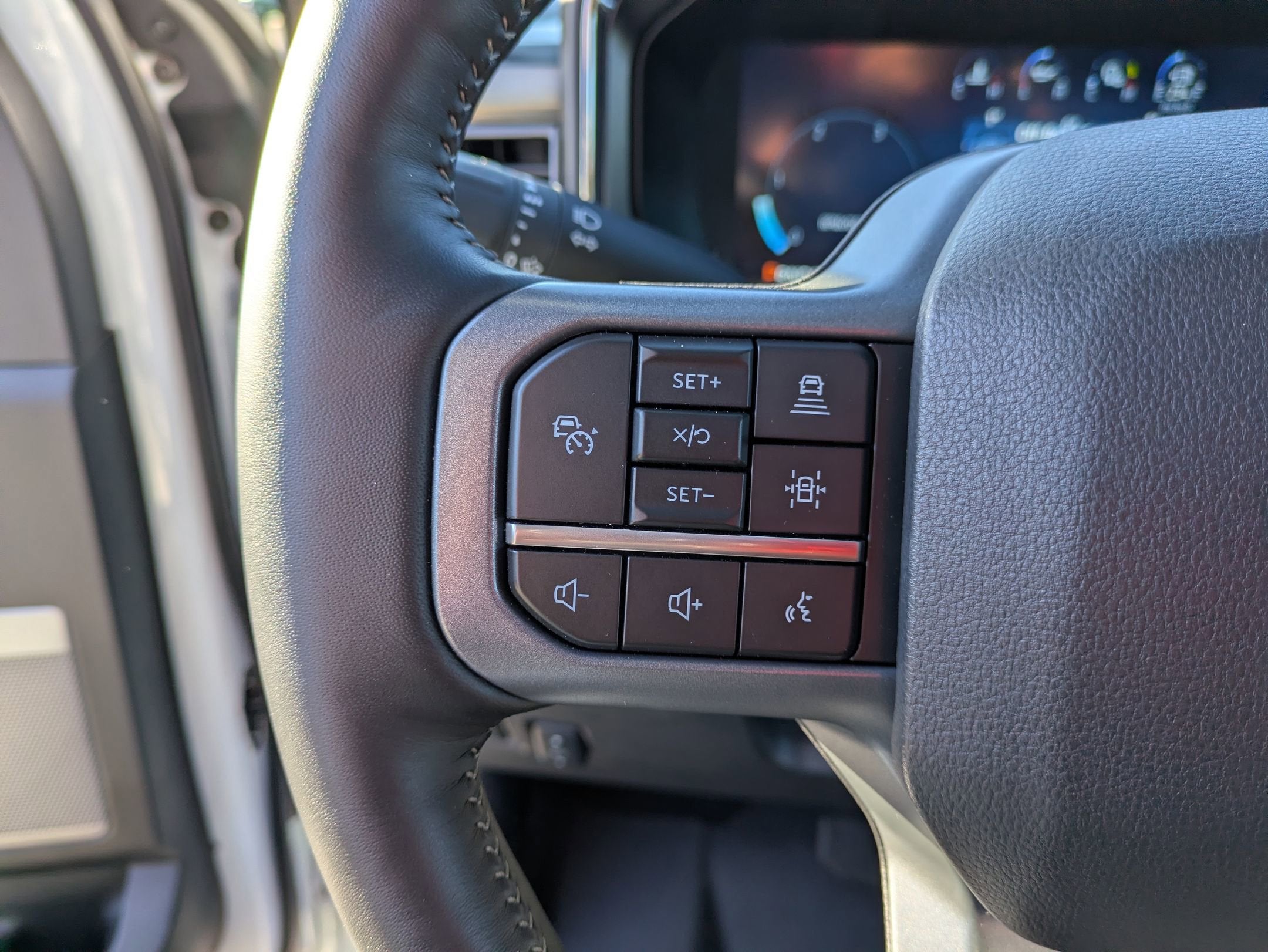 2024 Ford Super Duty F-350 SRW LARIAT