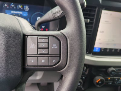 2027 Ford Super Duty F-350 SRW XLT
