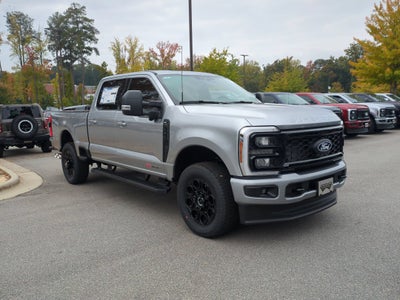 2027 Ford Super Duty F-350 SRW XLT