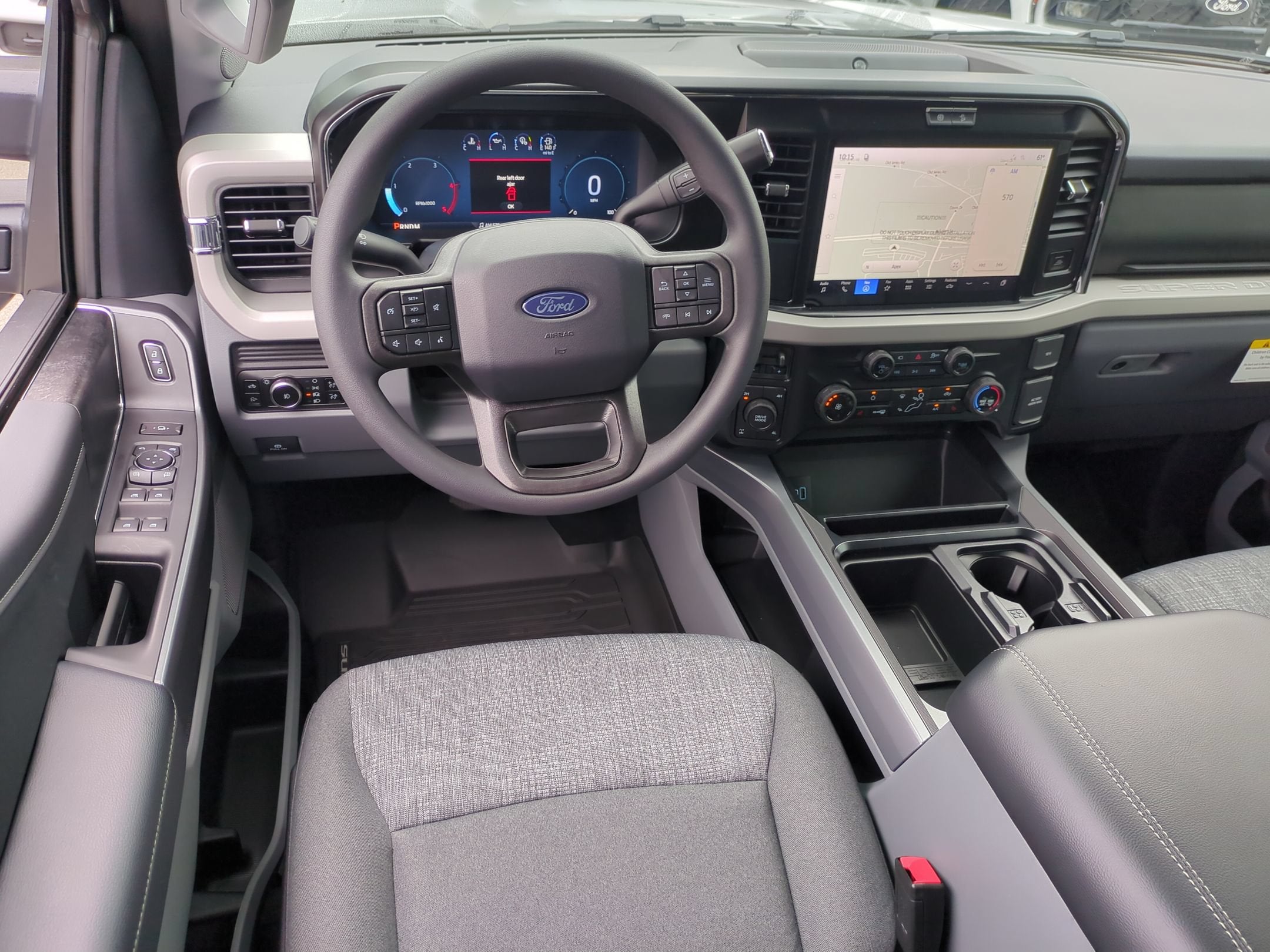 2027 Ford Super Duty F-350 SRW XLT