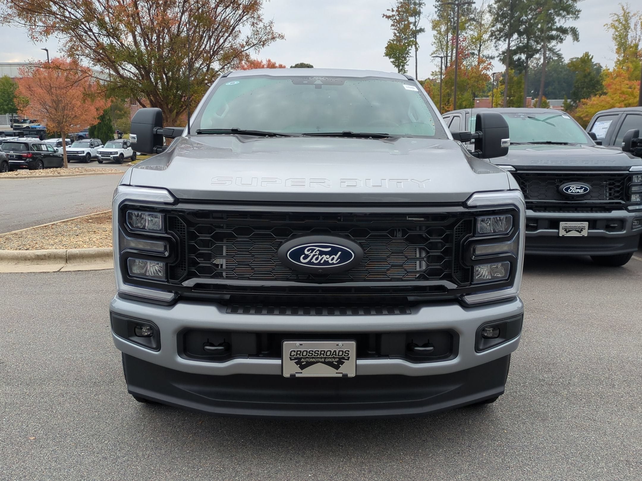 2027 Ford Super Duty F-350 SRW XLT
