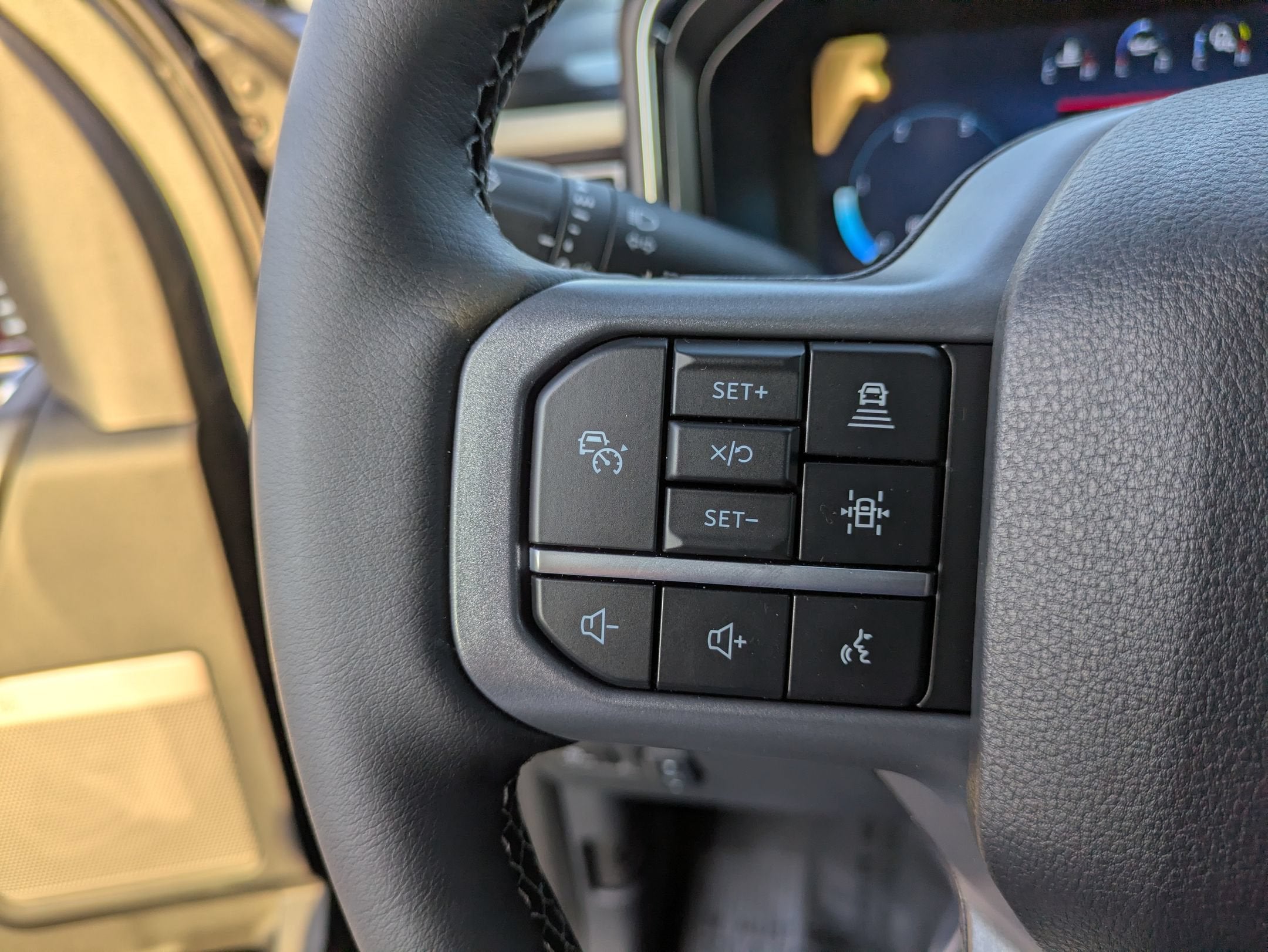 2026 Ford Super Duty F-350 DRW LARIAT