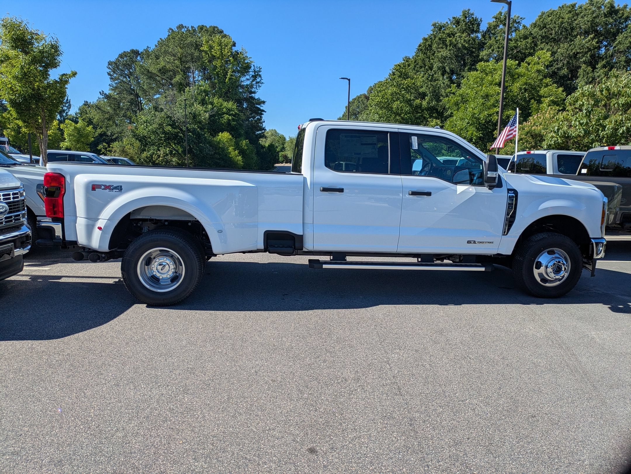 2026 Ford Super Duty F-350 DRW XLT