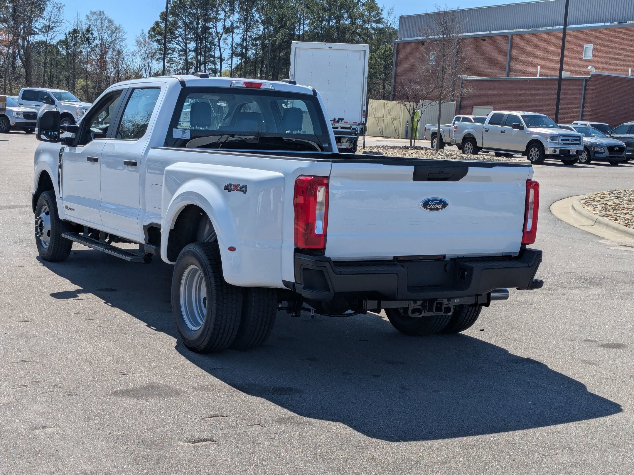 2026 Ford Super Duty F-350 DRW XL