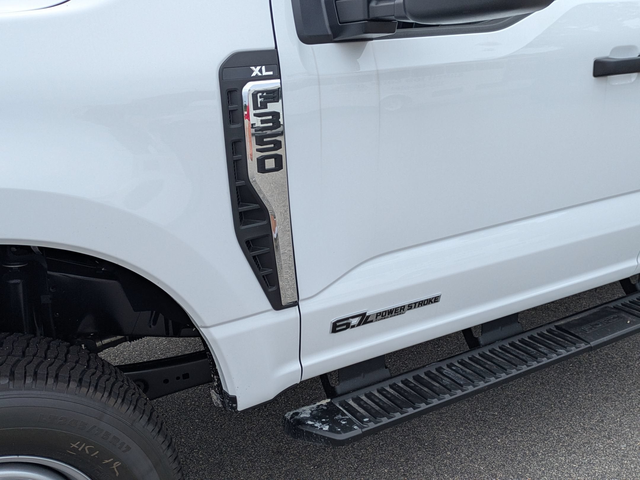 2026 Ford Super Duty F-350 SRW XL