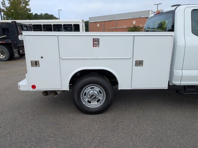 2026 Ford Super Duty F-350 SRW XL