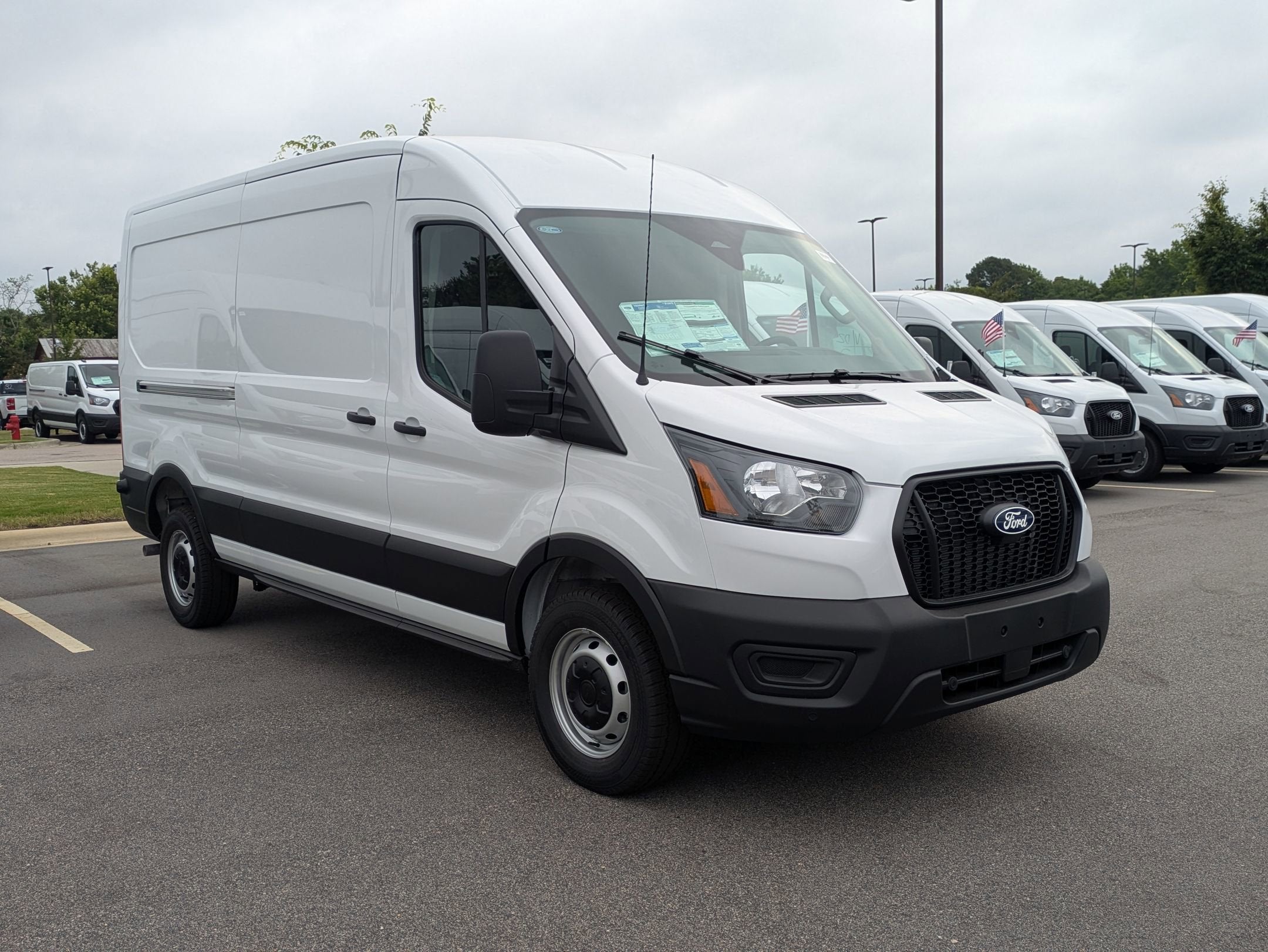 2026 Ford Transit Cargo Van Base