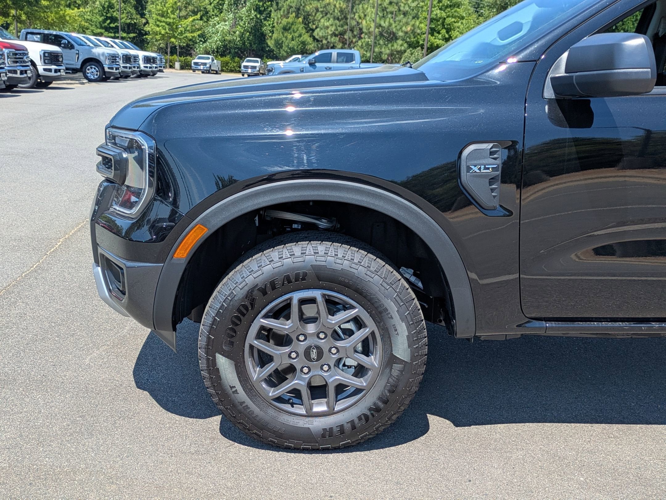 2025 Ford Ranger XLT - Crossroads Courtesy Demo