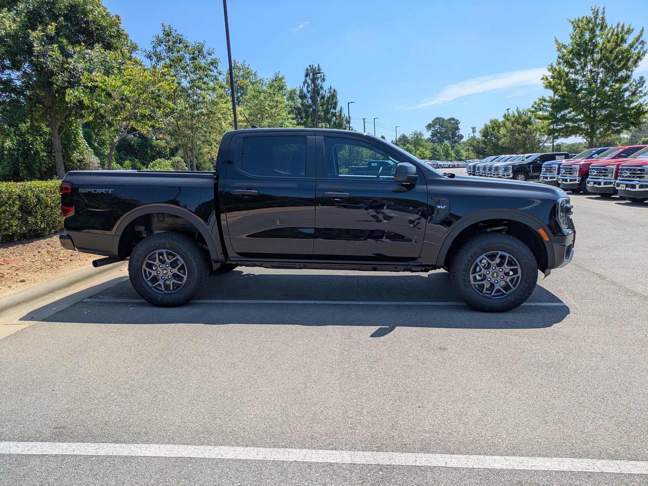 2025 Ford Ranger XLT - Crossroads Courtesy Demo
